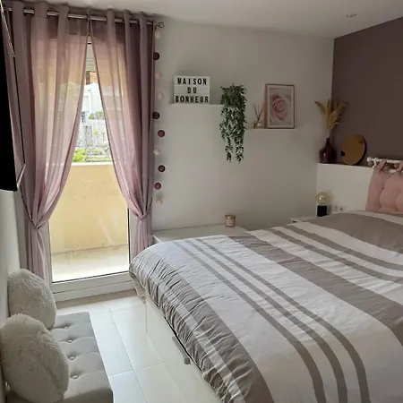 Appartement Climatise Avec Terrasse 케인즈수르메르